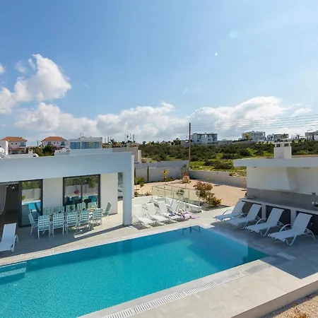 Villa Pleiades *